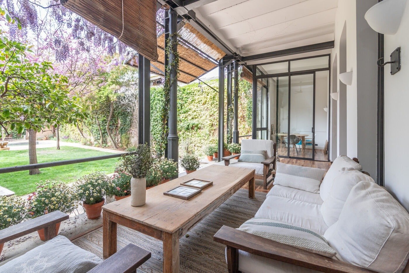 House in Barcelona, Spain 6 bedrooms,  No. 141052