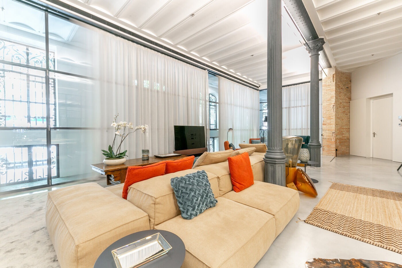 Apartment in Barcelona, Spain 2 bedrooms,  No. 141049