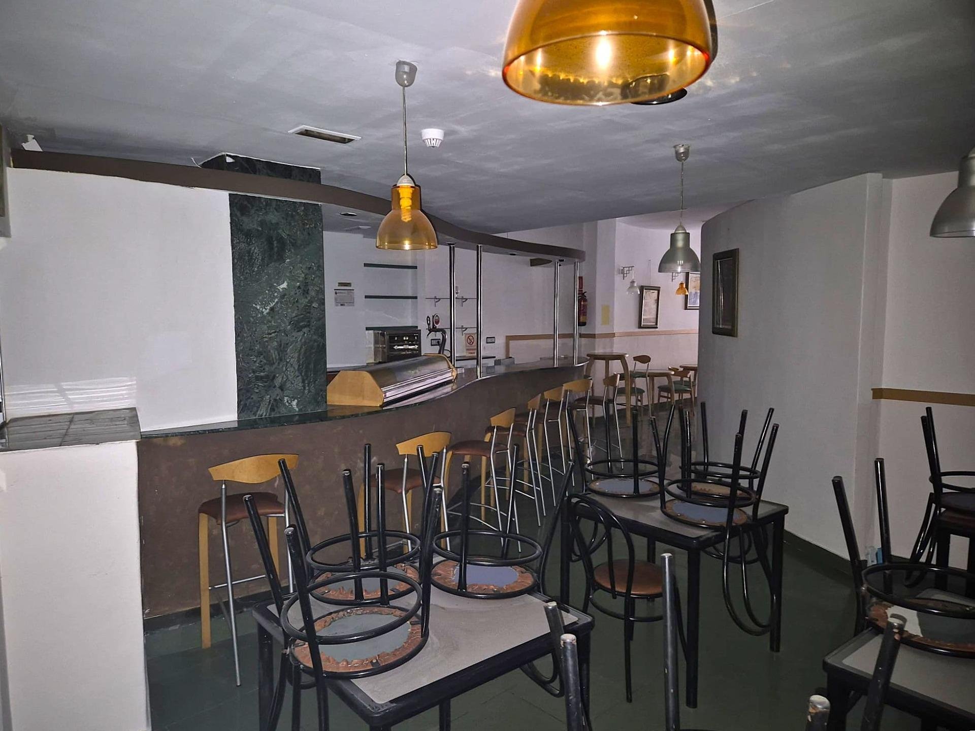 Commercial property in Alicante, Spain 90 sq.m. No. 195318
