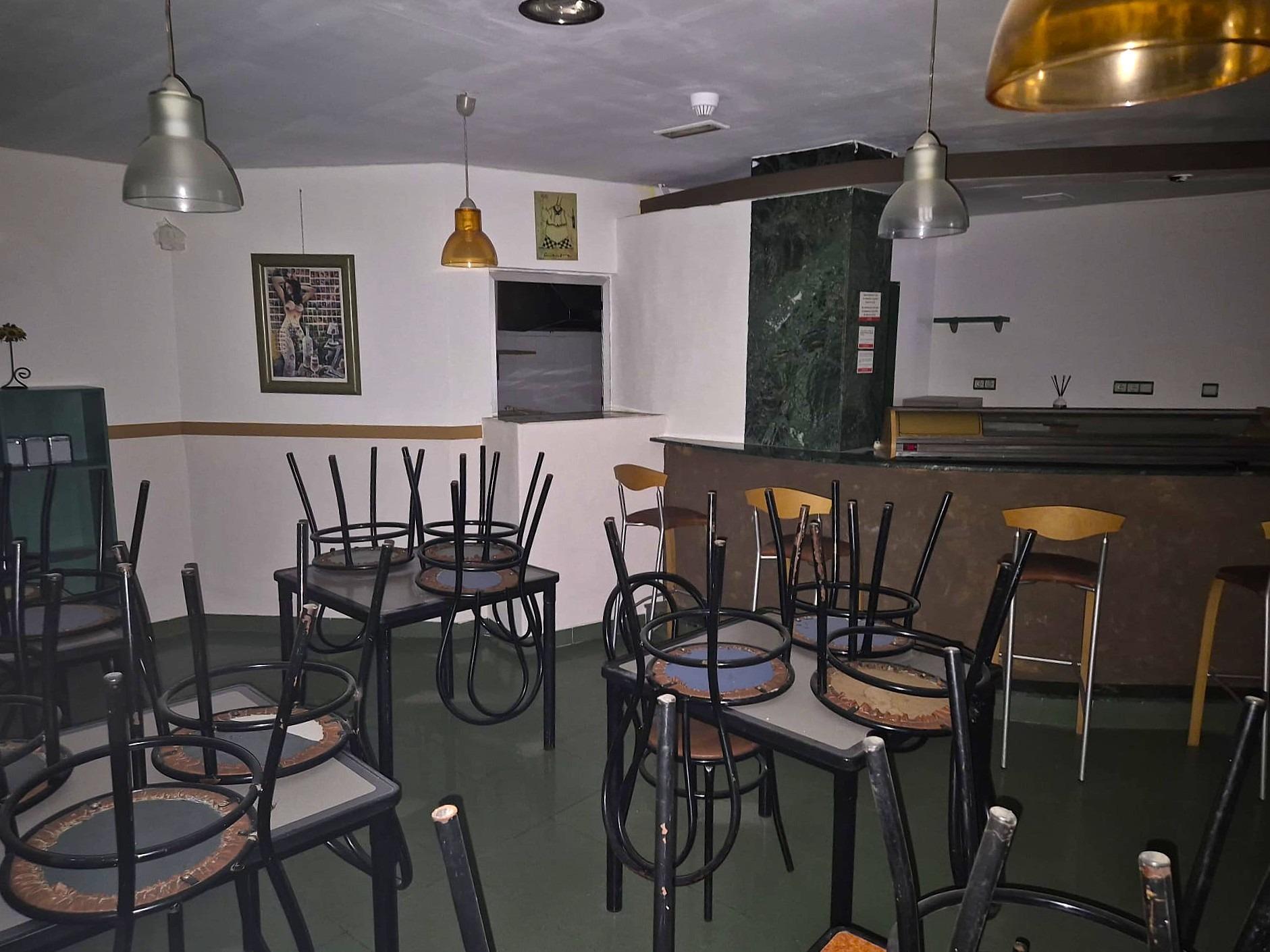 Commercial property in Alicante, Spain 90 sq.m. No. 195318
