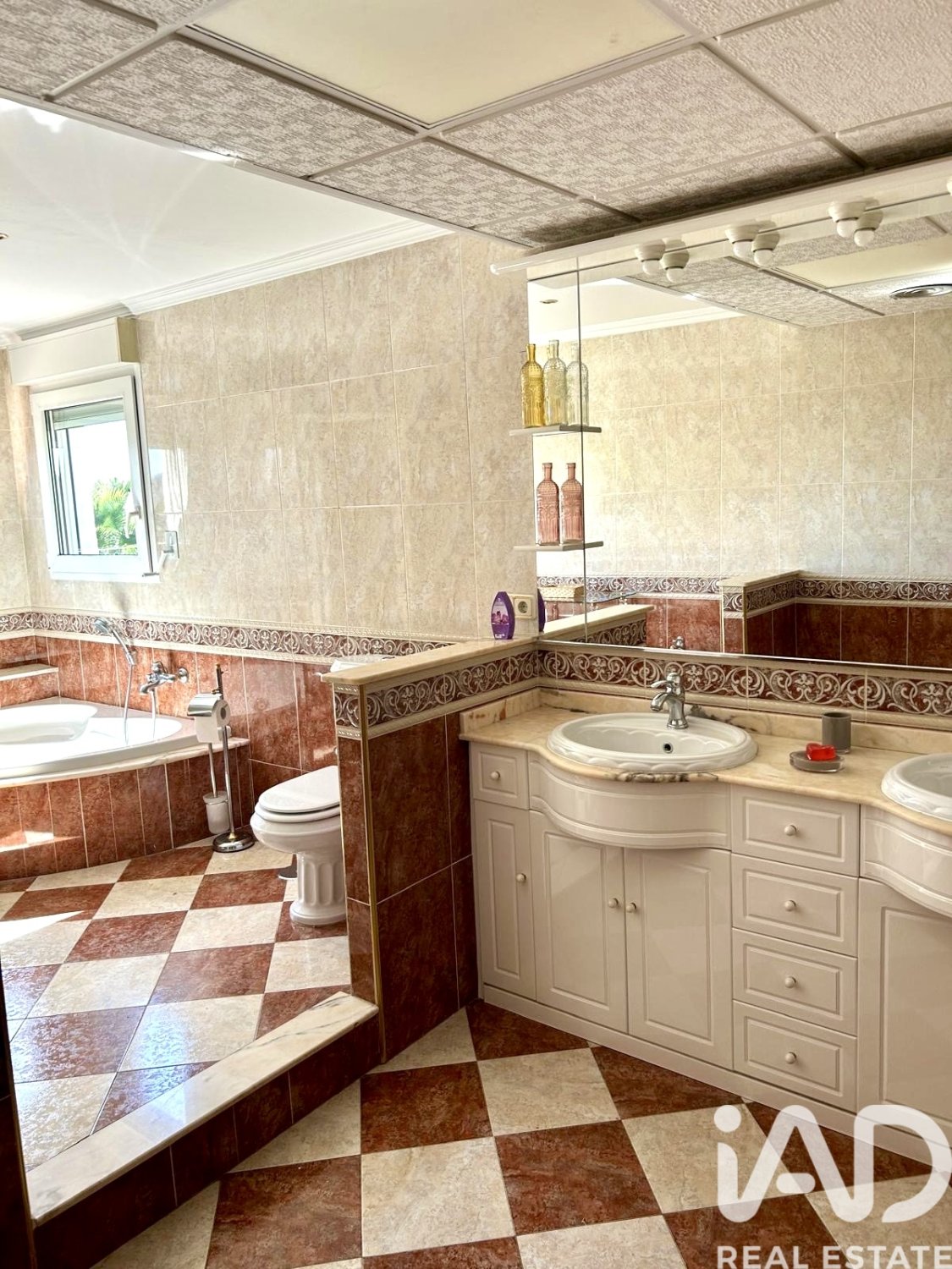 House in Benidorm, Alicante, Spain 5 bedrooms, 395 sq.m. No. 172176