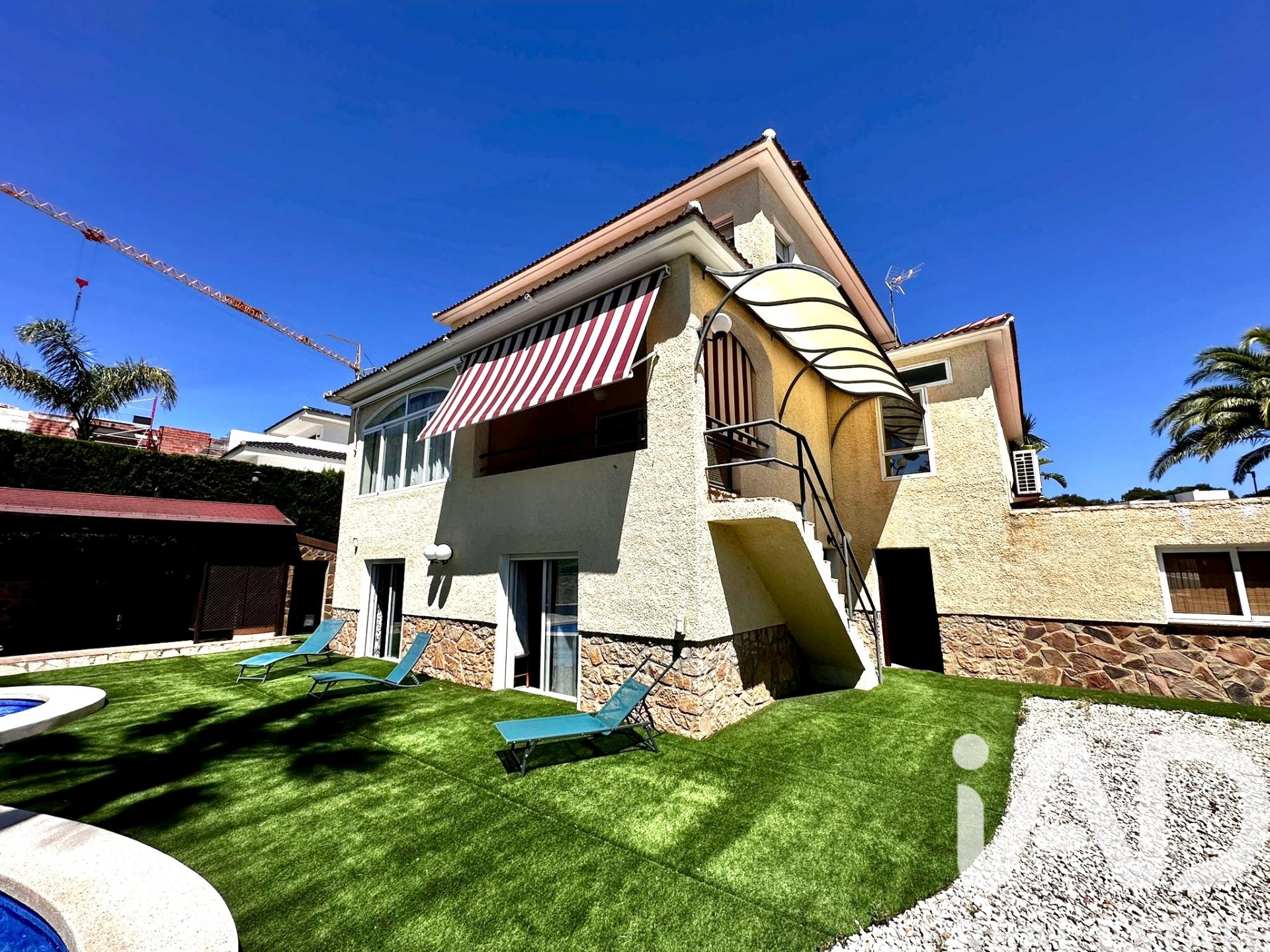 House in Benidorm, Alicante, Spain 5 bedrooms, 395 sq.m. No. 172176