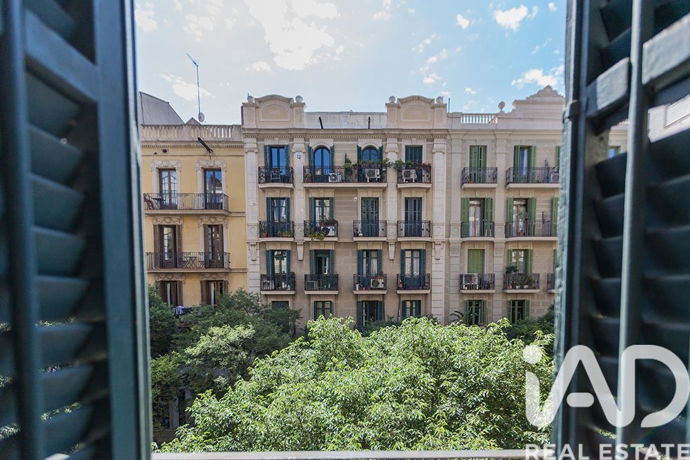 Квартира в Барселона, Испания 4 спальни, 75м2 №172181