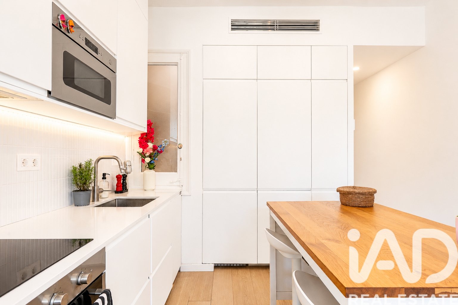 Wohnung in Barcelona, Spanien 2 Schlafzimmer, 61 m2 Nr. 172177