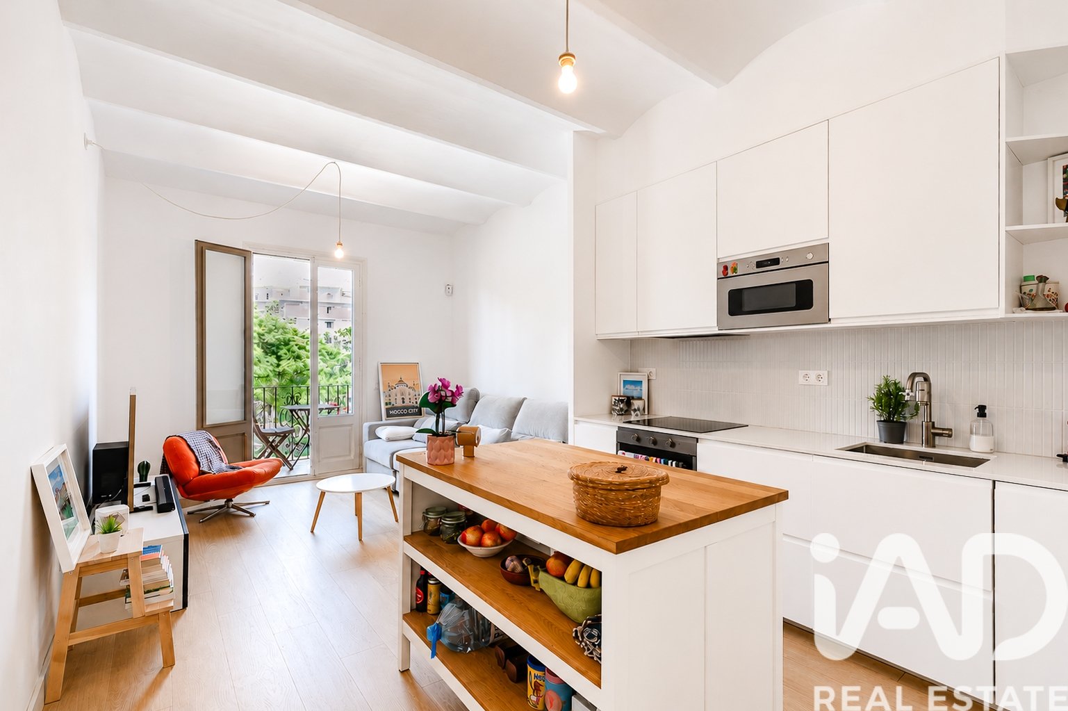 Wohnung in Barcelona, Spanien 2 Schlafzimmer, 61 m2 Nr. 172177