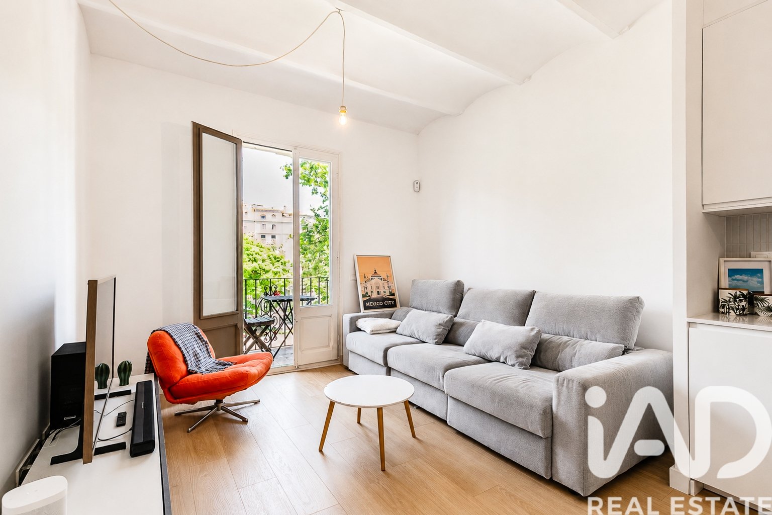 Wohnung in Barcelona, Spanien 2 Schlafzimmer, 61 m2 Nr. 172177