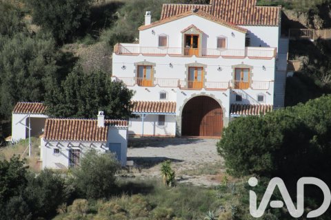 Сasa en Sedella, Málaga, España 3 dormitorios, 496 m2 No. 172180