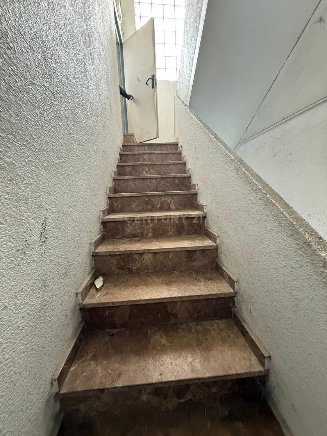 Liikekiinteistö Ripollet, Barcelona, Espanja 3342 m2 No. 166970