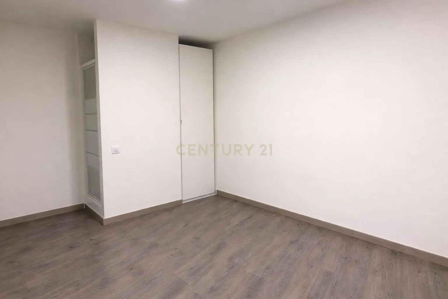 Apartamento en Barcelona, España 2 dormitorios, 93 m2 No. 166969