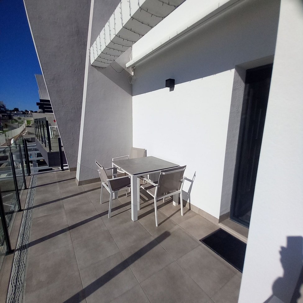 Apartamento en San Miguel de Salinas, Alicante, España 2 dormitorios, 70 m2 No. 189391