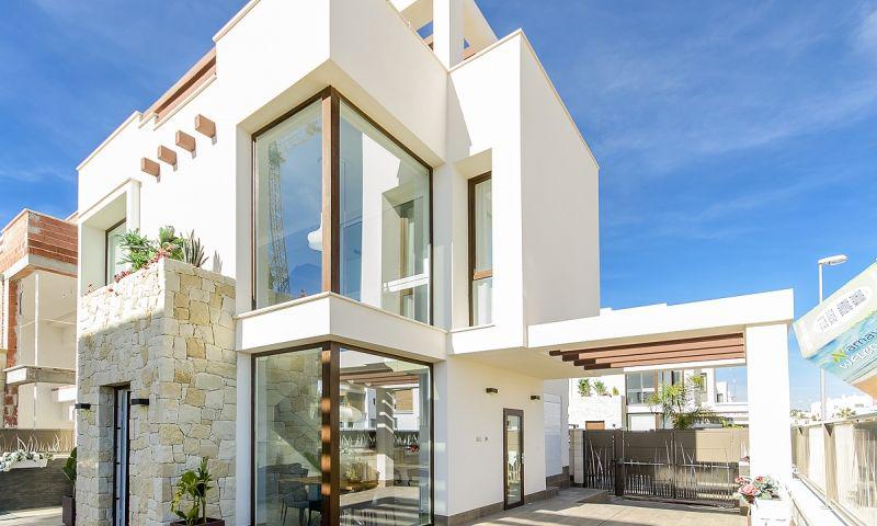 Villa a Ciudad Quesada, Alicante, Spagna 3 camere da letto, 109 mq. N° 134330