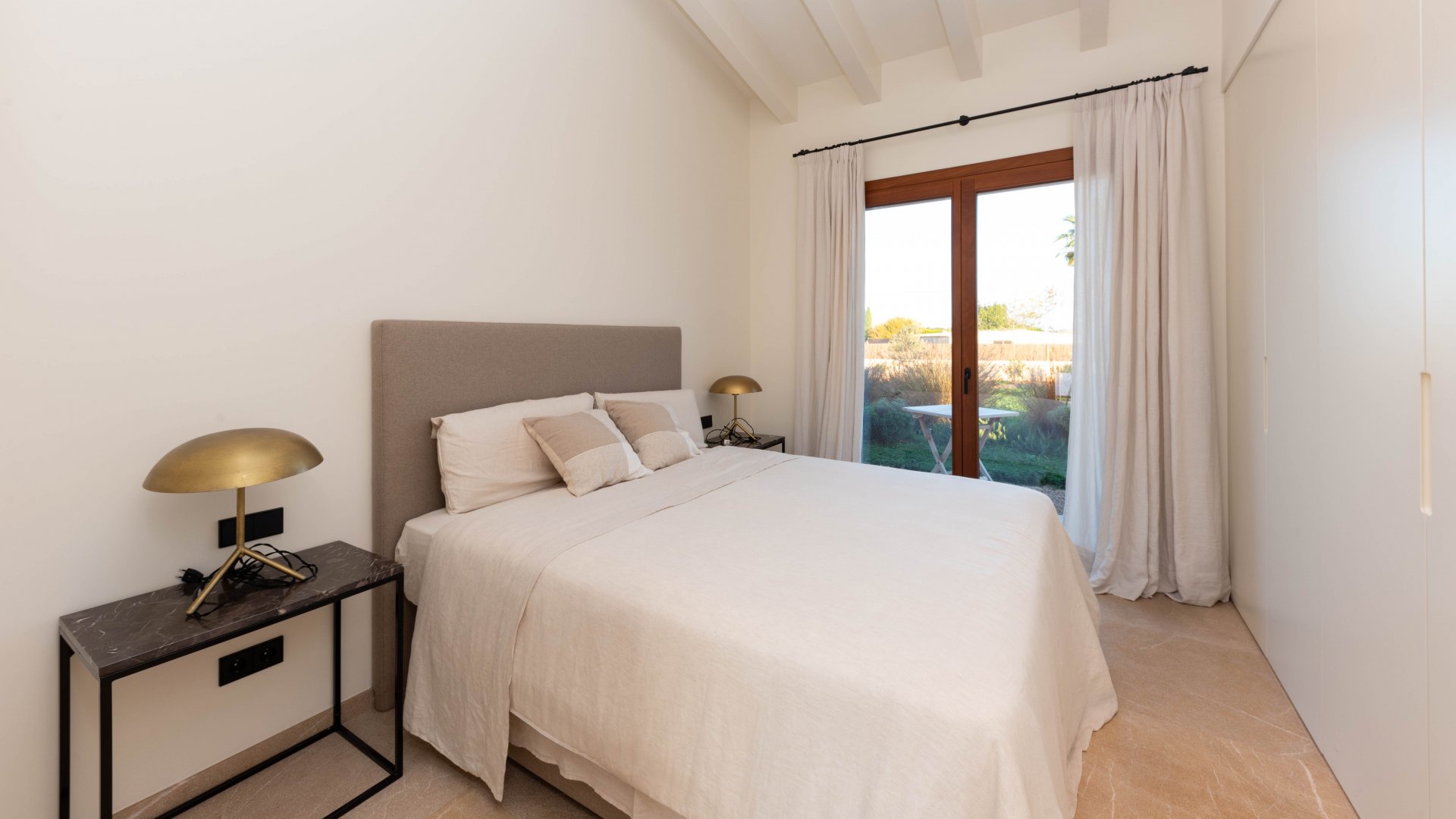 Finca en Campos, Mallorca, España 2 dormitorios, 170 m2 No. 111925