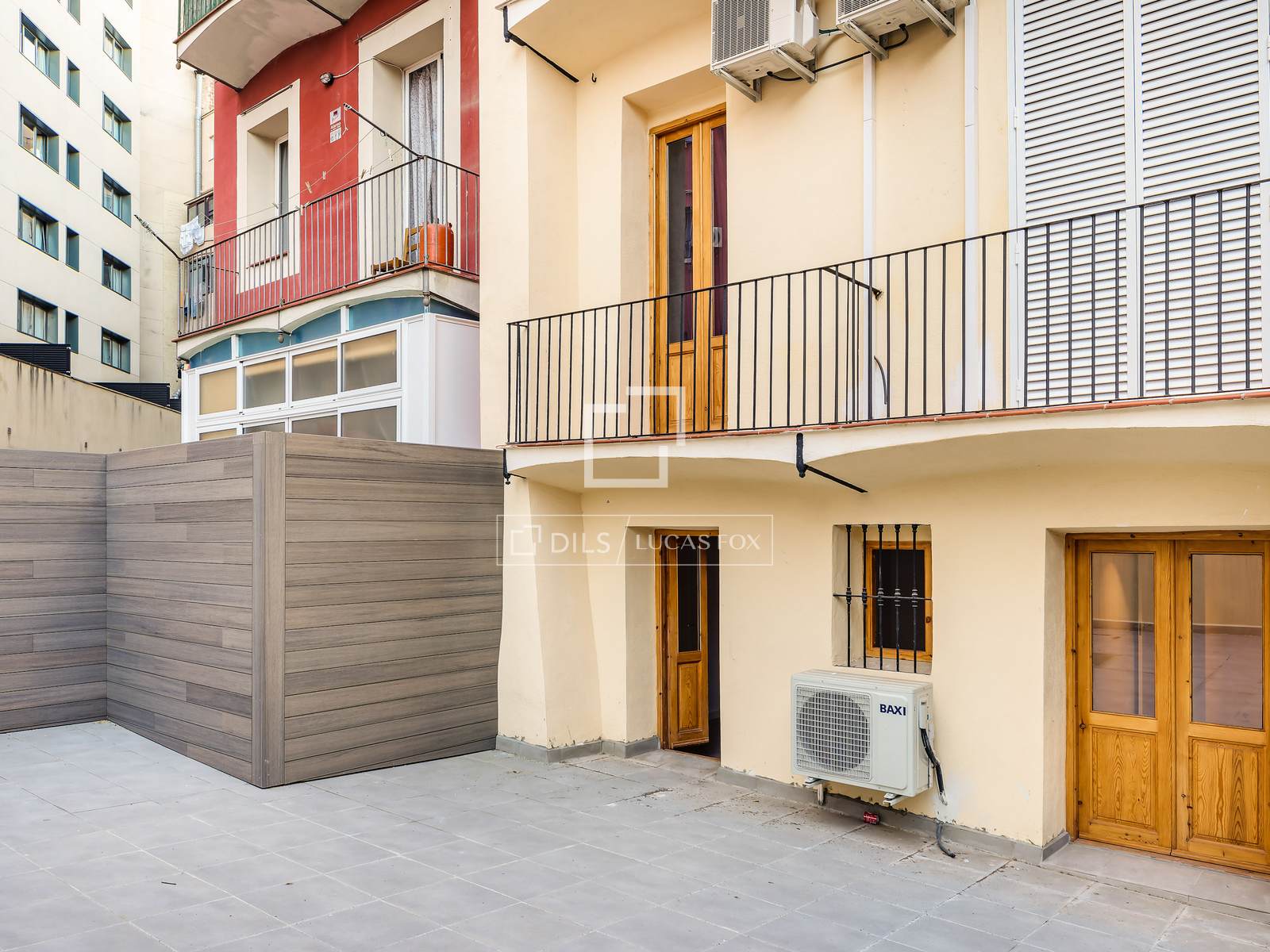 Dzīvoklis Barcelona, Spānijā 2 istabas, 85 m2 Nr. 150895