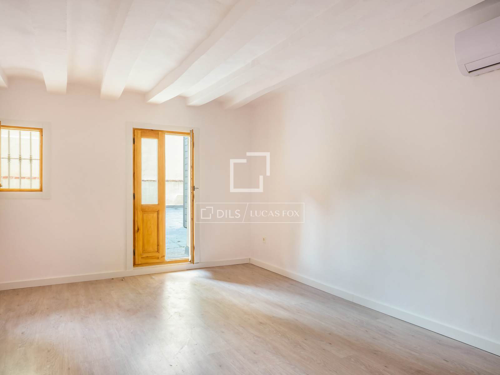 Dzīvoklis Barcelona, Spānijā 2 istabas, 85 m2 Nr. 150895