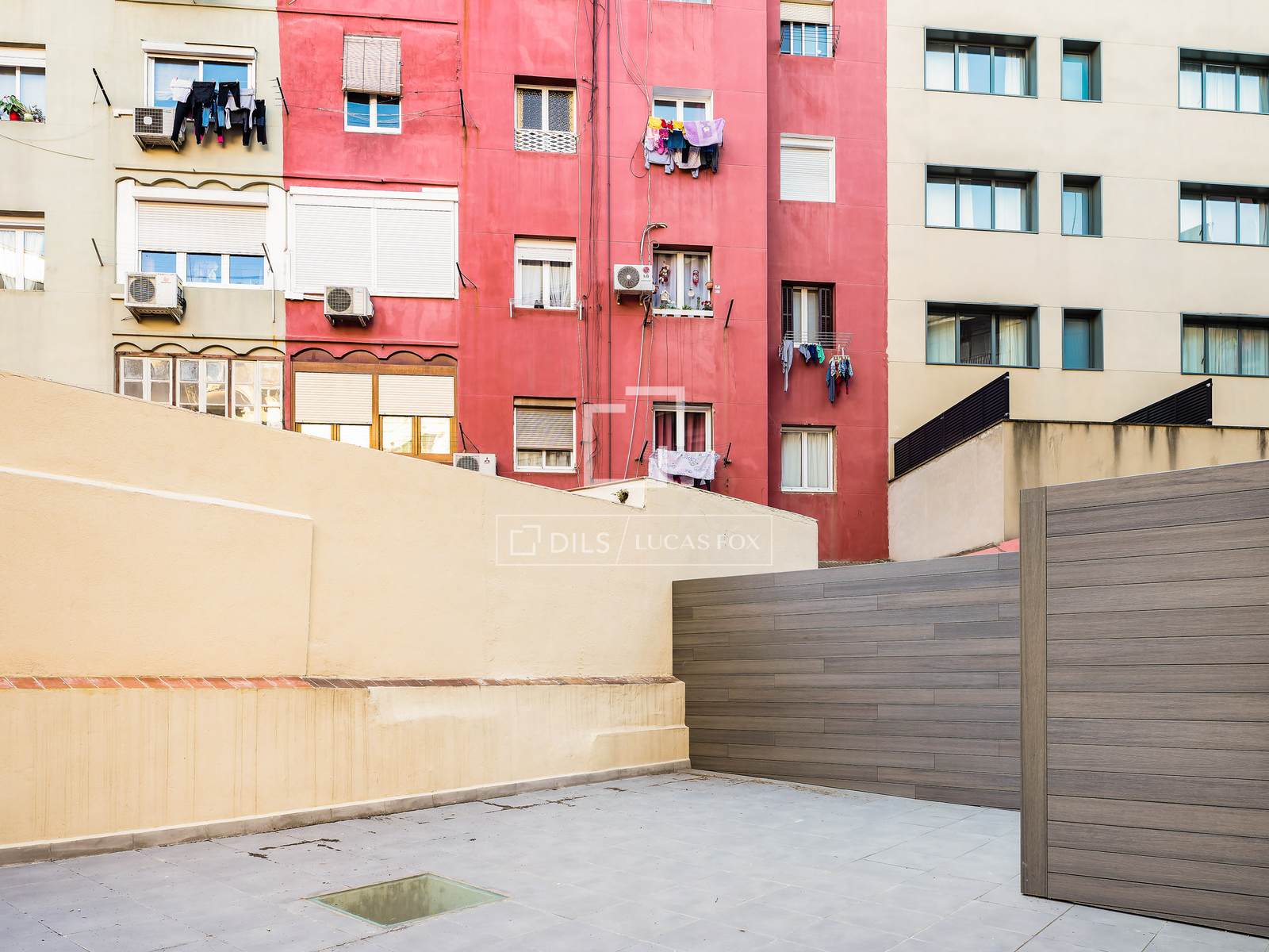 Dzīvoklis Barcelona, Spānijā 2 istabas, 85 m2 Nr. 150895