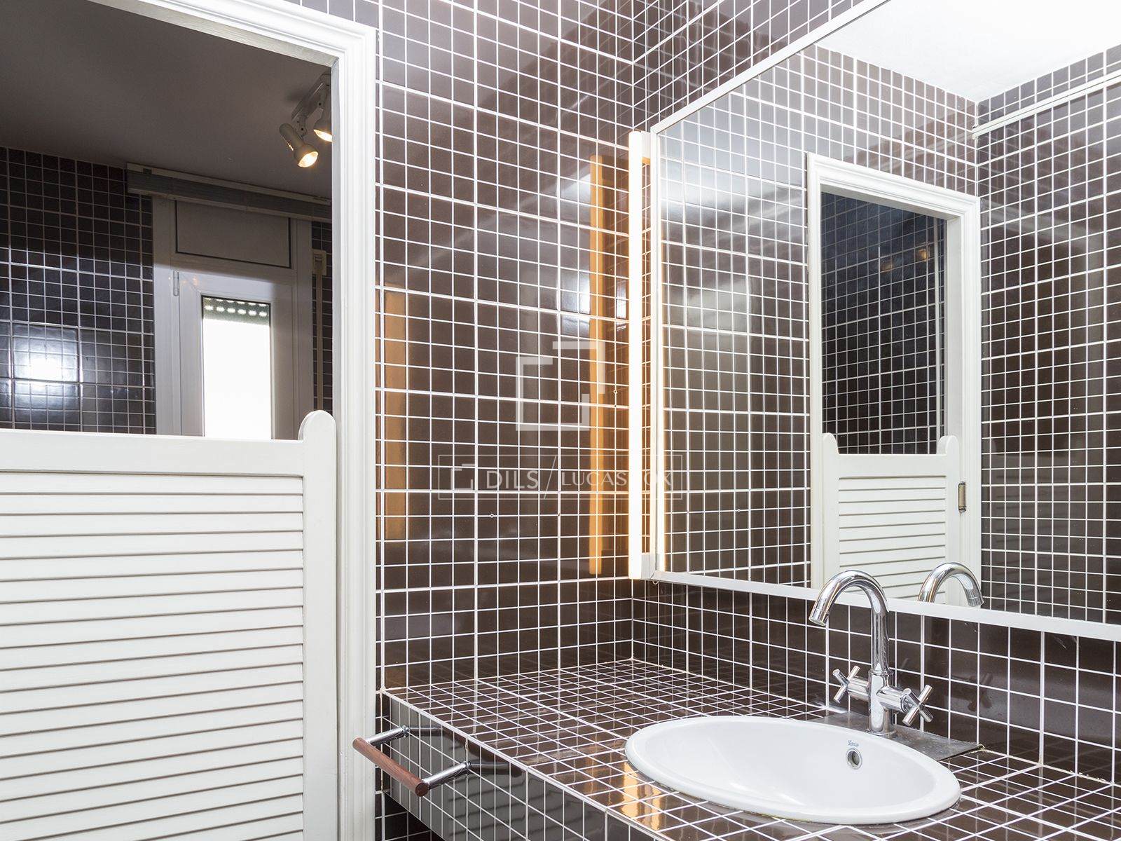 Villa i Sant Just Desvern, Barcelona, Spanien 9 sovrum, 606 kvm. Nr. 150901