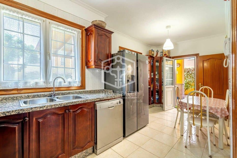 Villa en Adeje, Tenerife, España 3 dormitorios, 145 m2 No. 96005