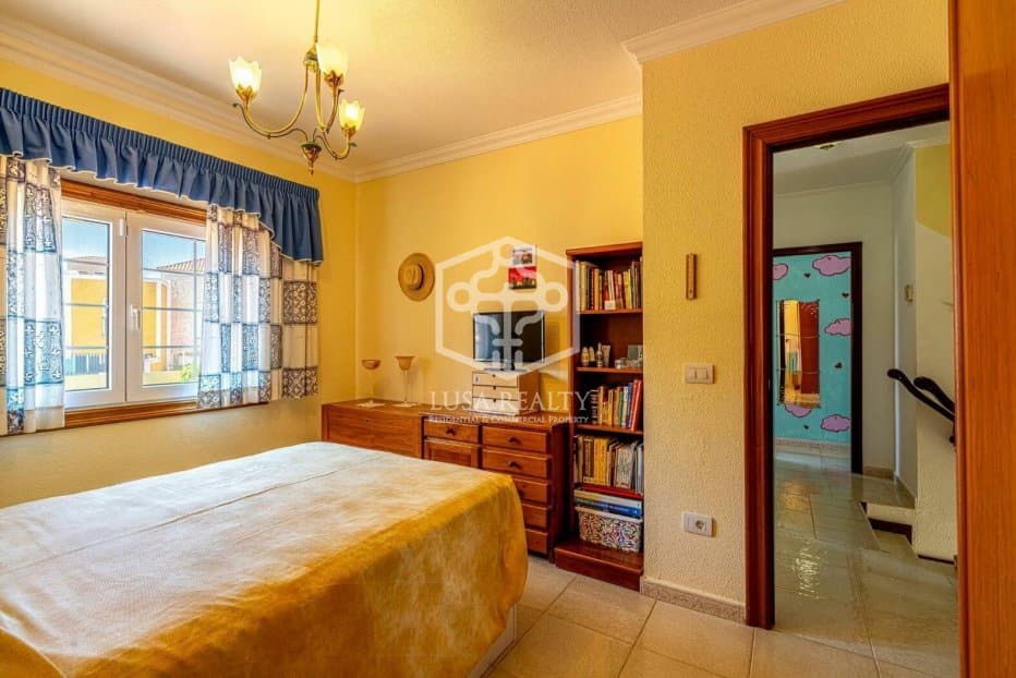Villa en Adeje, Tenerife, España 3 dormitorios, 145 m2 No. 96005
