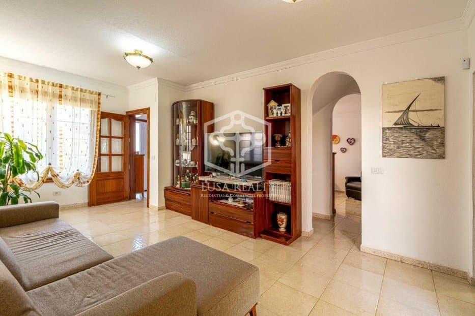 Villa en Adeje, Tenerife, España 3 dormitorios, 145 m2 No. 96005