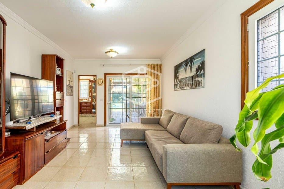 Villa en Adeje, Tenerife, España 3 dormitorios, 145 m2 No. 96005