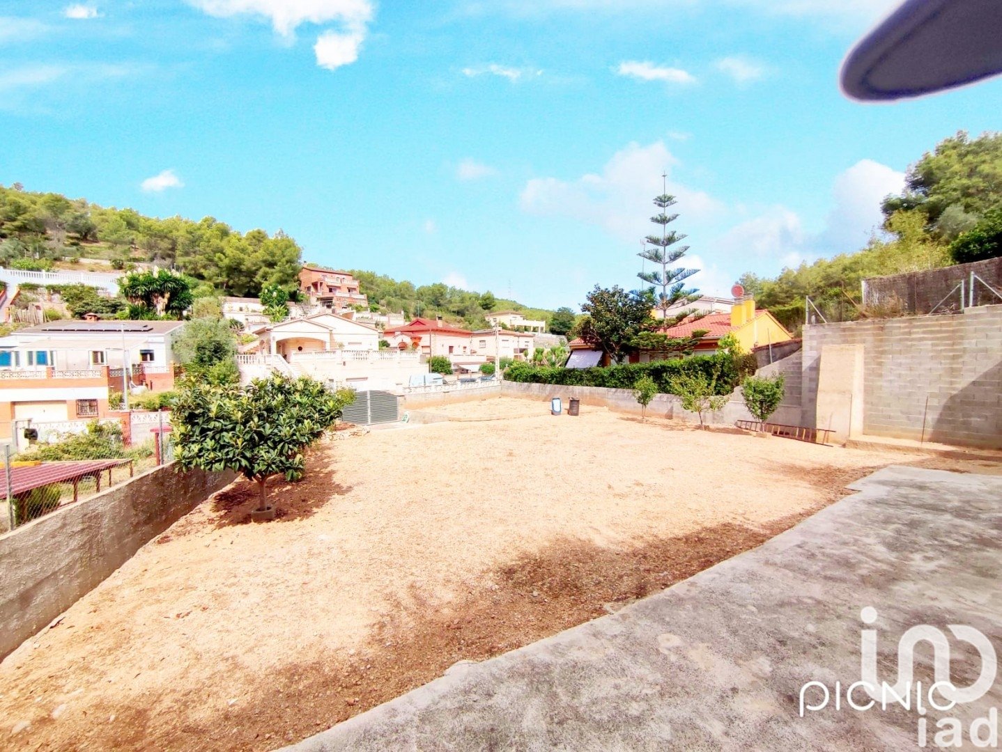 Land plot in Castellet i la Gornal, Barcelona, Spain 726 sq.m. No. 185694