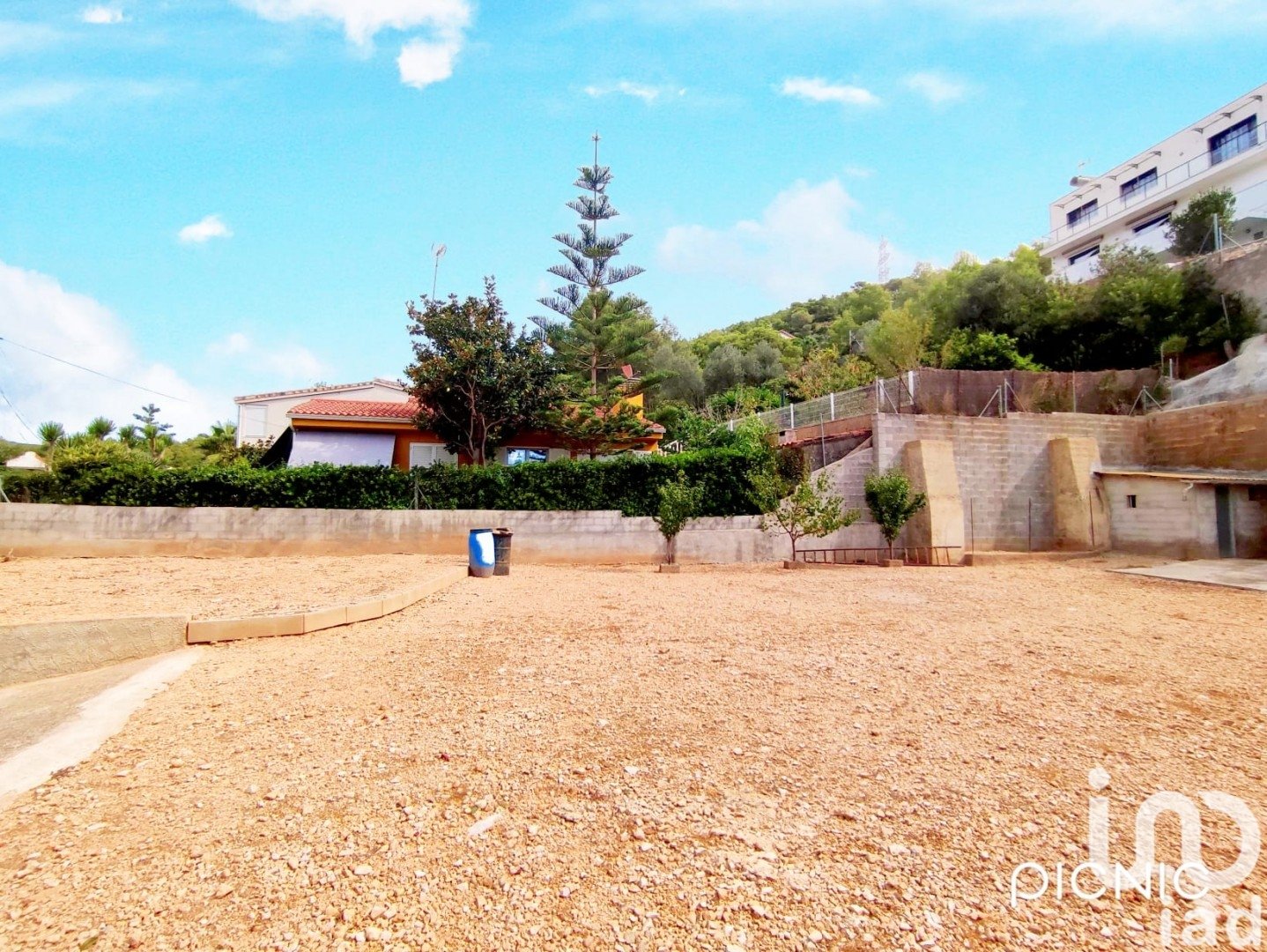 Land plot in Castellet i la Gornal, Barcelona, Spain 726 sq.m. No. 185694