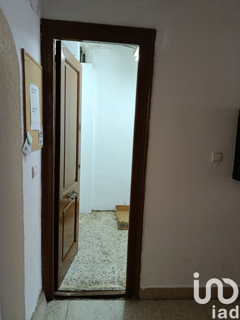 Propiedad comercial en Zaragoza, España 178 m2 No. 185692