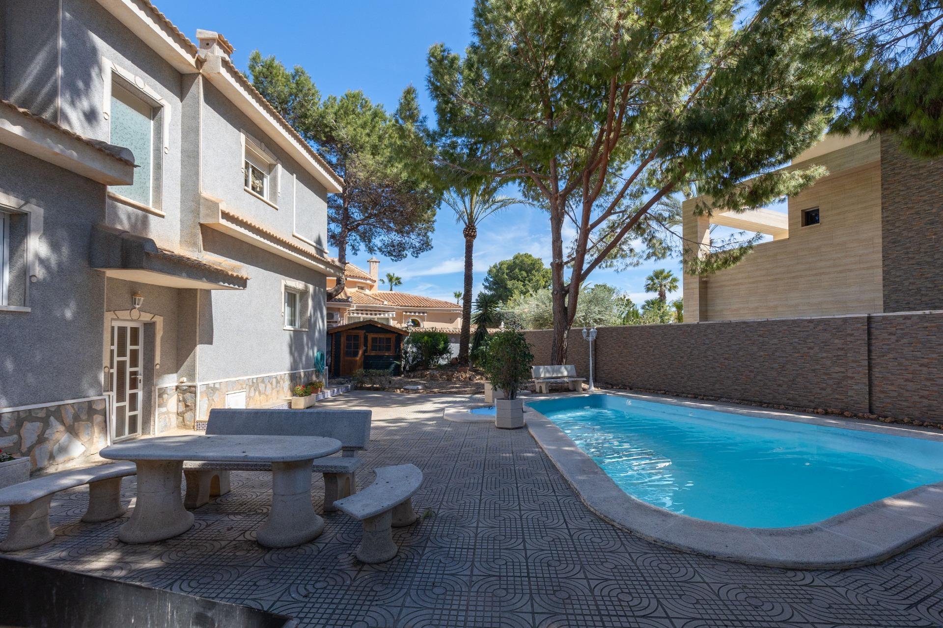 Villa Alicante, Spānijā 5 istabas, 240 m2 Nr. 189097