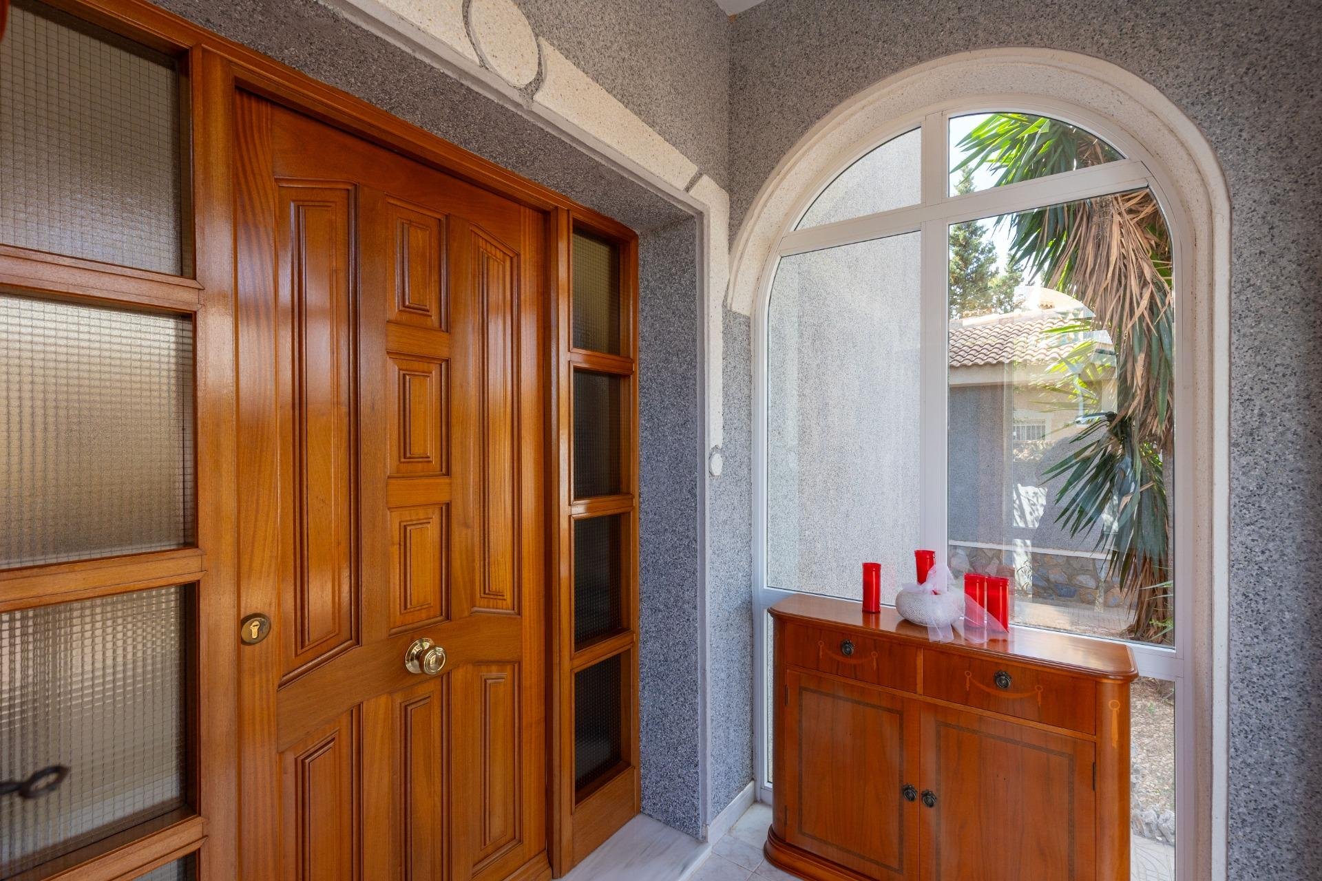 Villa Alicante, Spānijā 5 istabas, 240 m2 Nr. 189097