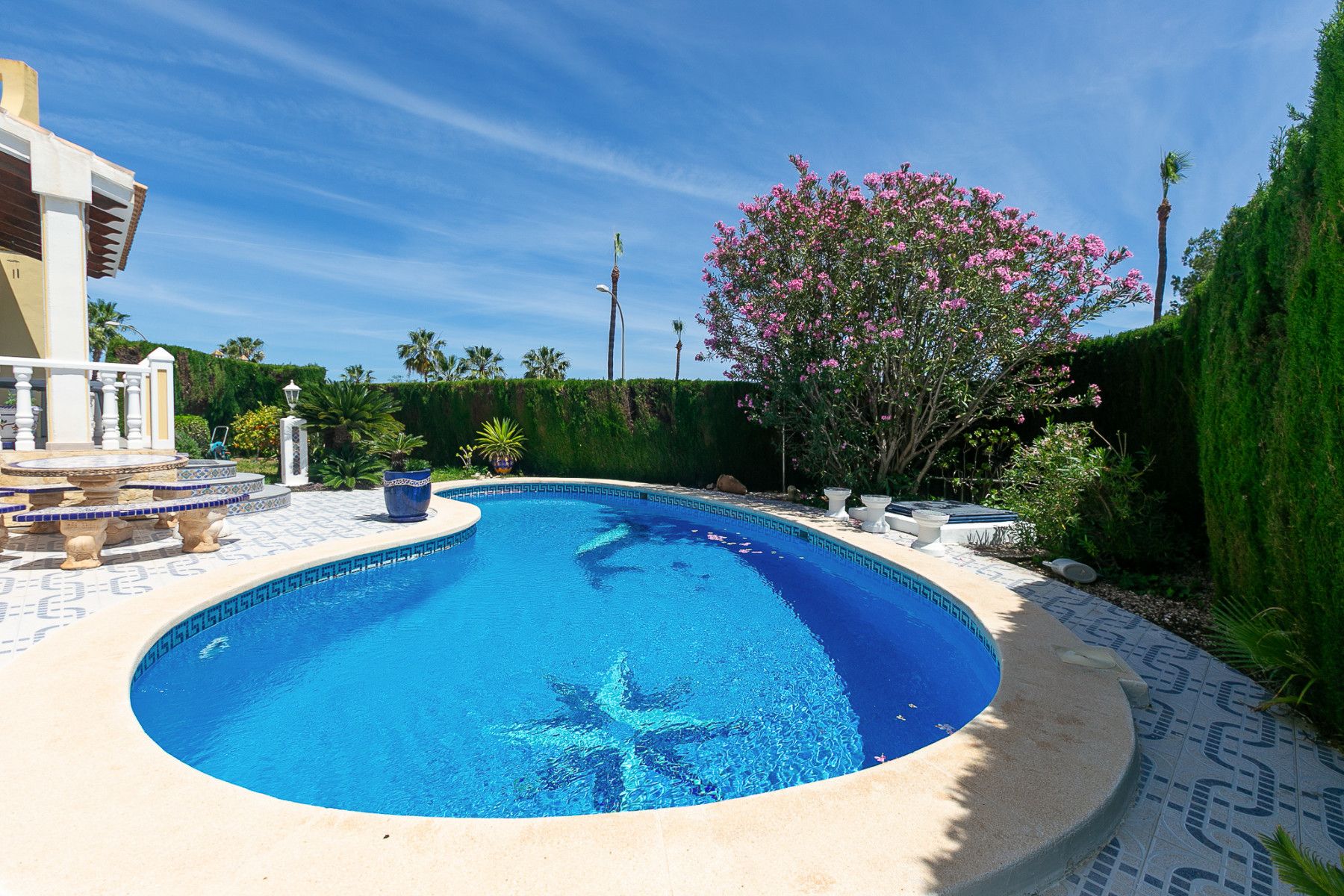 Villa à Alicante, Espagne 194 m2 No. 177522