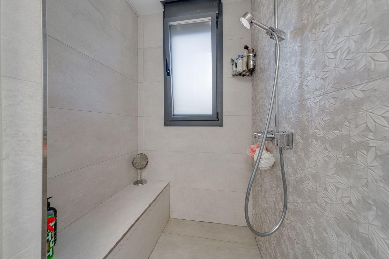 Villa i Torrevieja, Alicante, Spanien 461 kvm. Nr. 165838