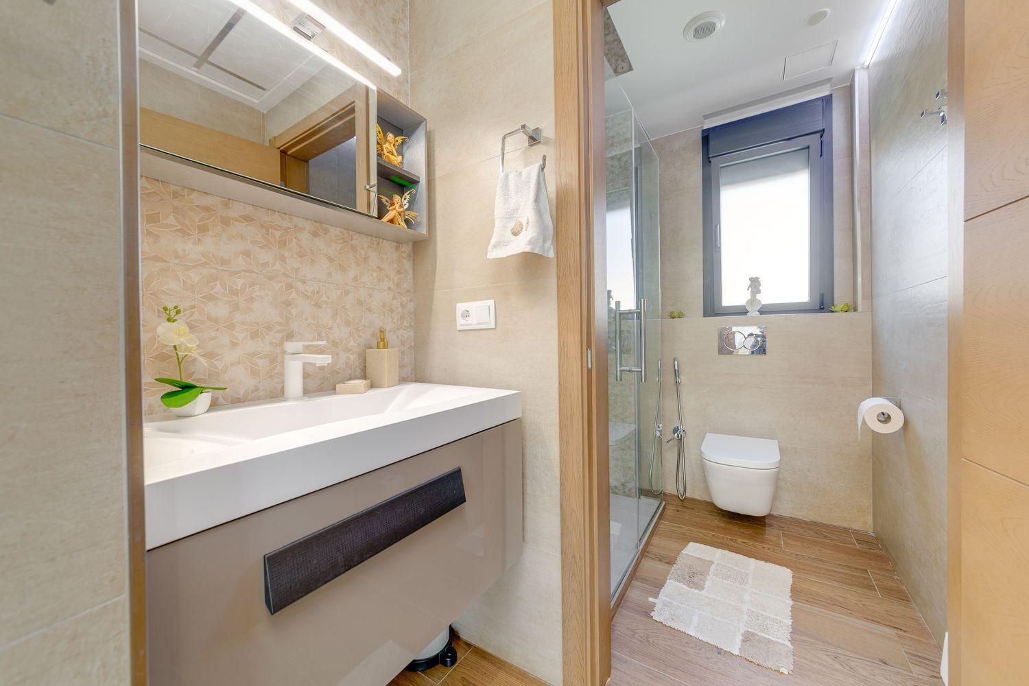 Villa i Torrevieja, Alicante, Spanien 461 kvm. Nr. 165838