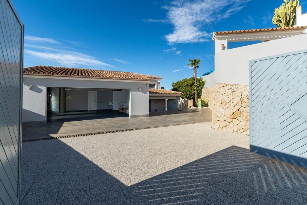 Villa en Moraira, Alicante, España 4 dormitorios, 434 m2 No. 193794
