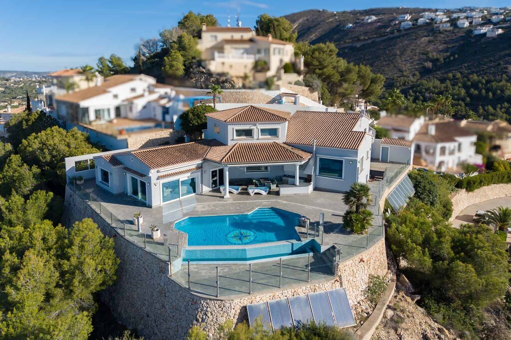 Villa en Moraira, Alicante, España 4 dormitorios, 434 m2 No. 193794