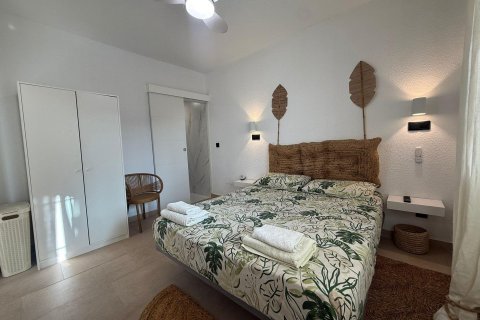 Bungalow i Torrevieja, Alicante, Spanien 2 sovrum, 65 kvm. Nr. 195541