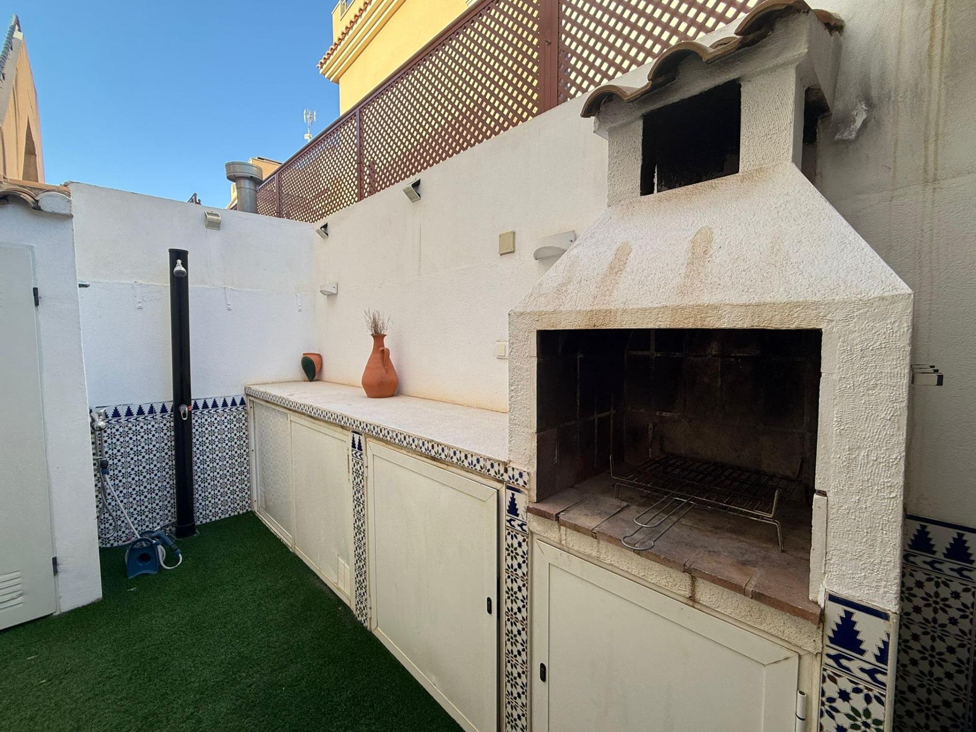 Bungalow a Torrevieja, Alicante, Spagna 2 camere da letto, 65 mq. N° 195541