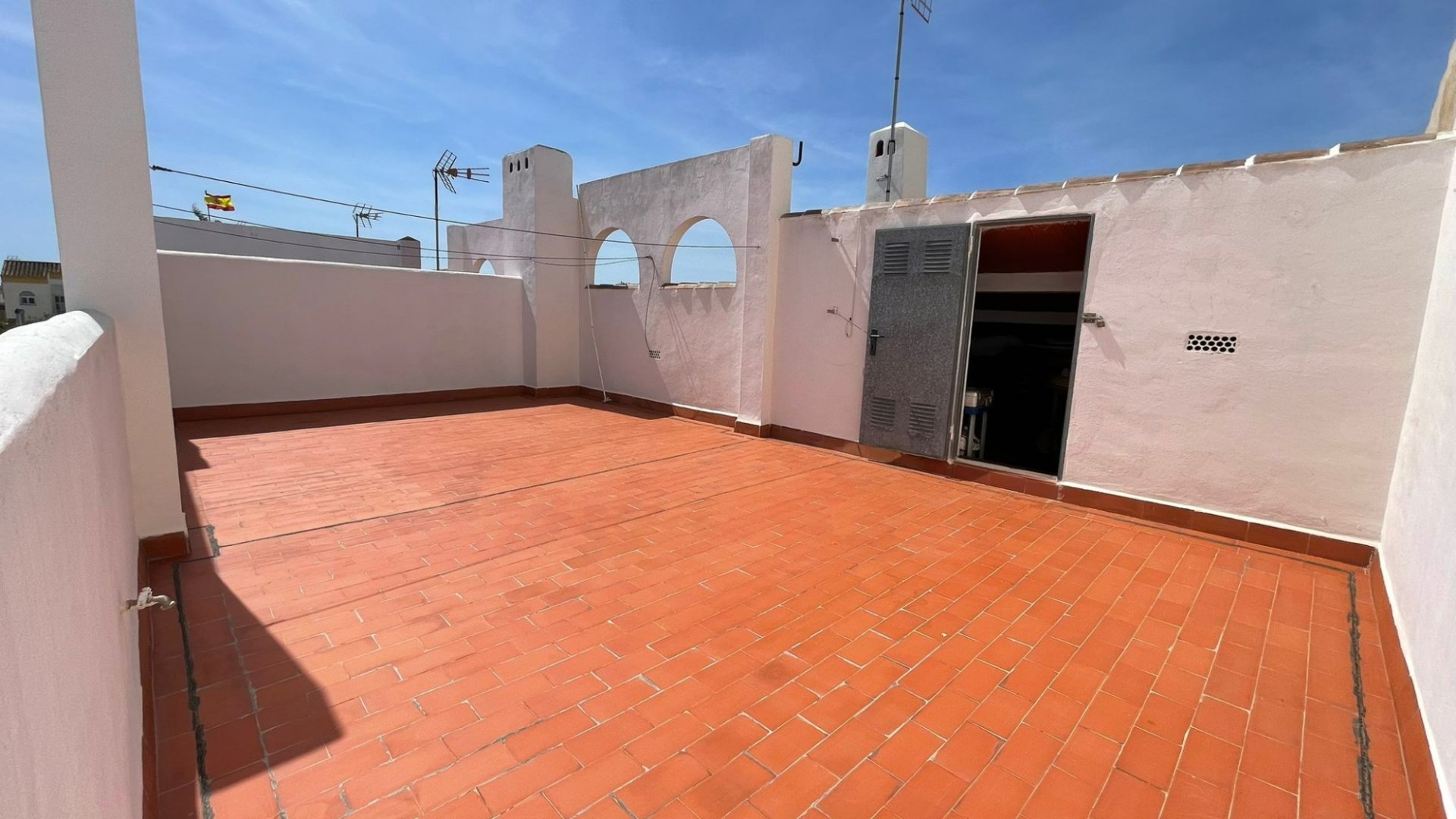 Kaupunkipientalo Pilar de la Horadada, Alicante, Espanja 3 makuuhuonetta, 76 m2 No. 161306