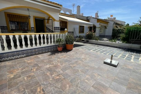 Radhus i Pilar de la Horadada, Alicante, Spanien 3 sovrum, 76 kvm. Nr. 161306