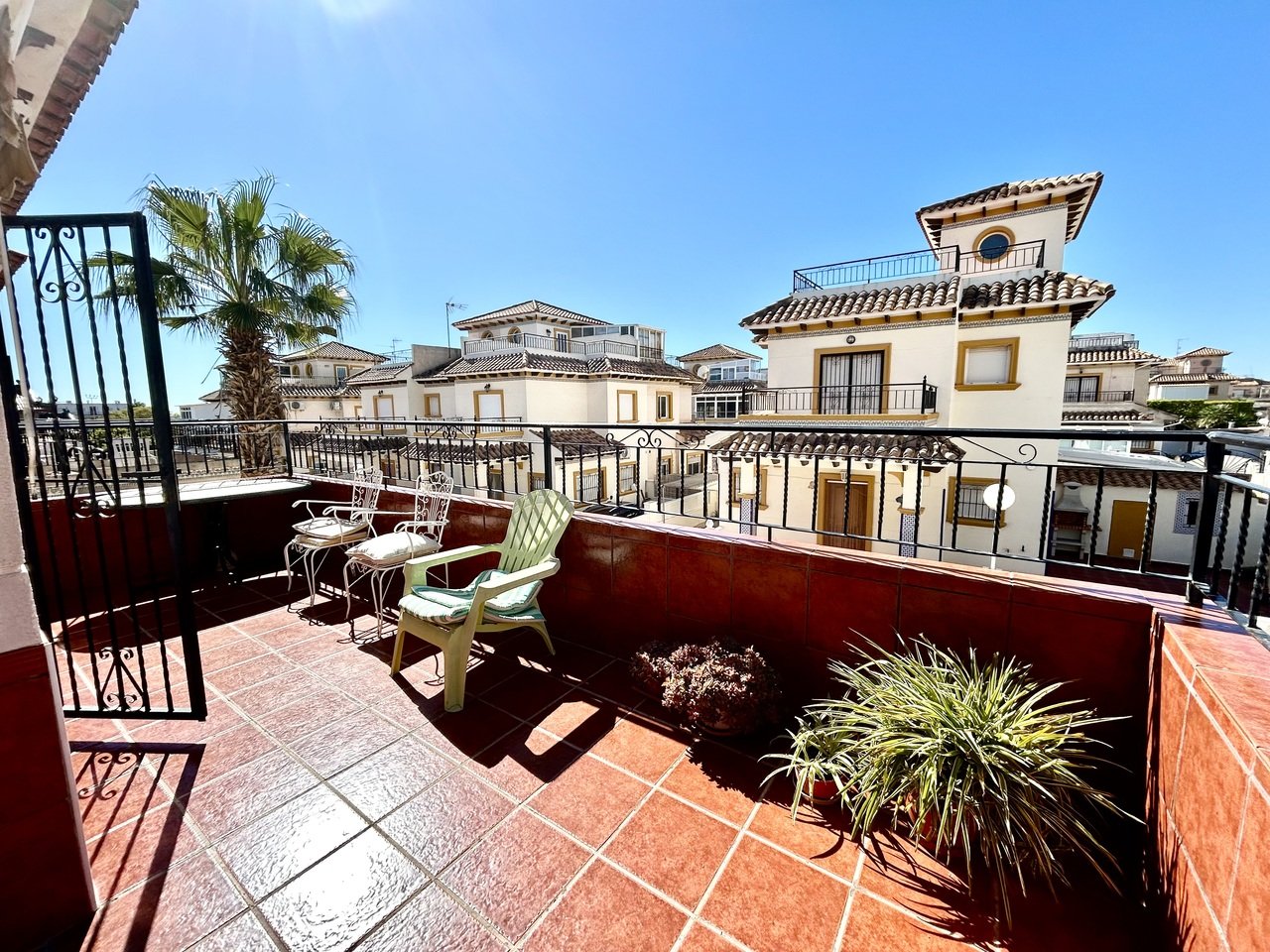 Appartamento a Punta Prima, Alicante, Spagna 2 camere da letto, 90 mq. N° 161301