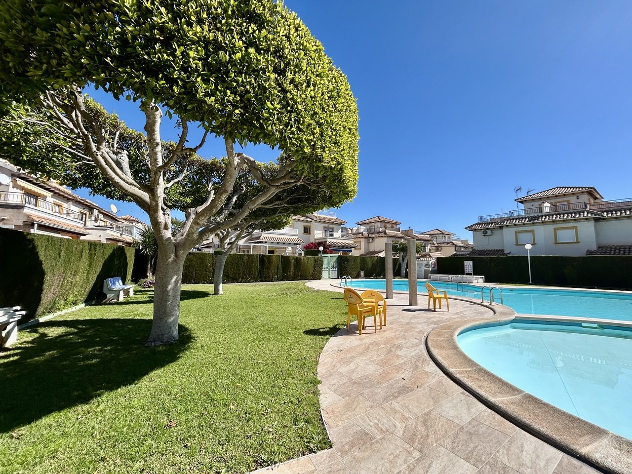 Appartamento a Punta Prima, Alicante, Spagna 2 camere da letto, 90 mq. N° 161301