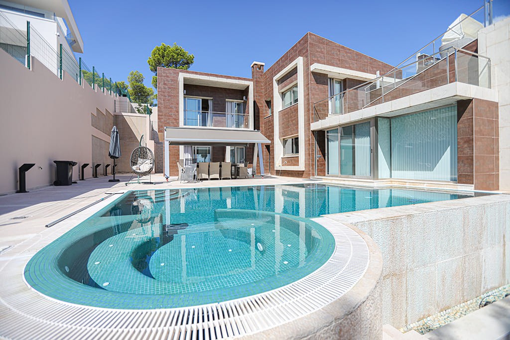 Huvila Palmanova, Mallorca, Espanja 4 makuuhuonetta, 445 m2 No. 148072