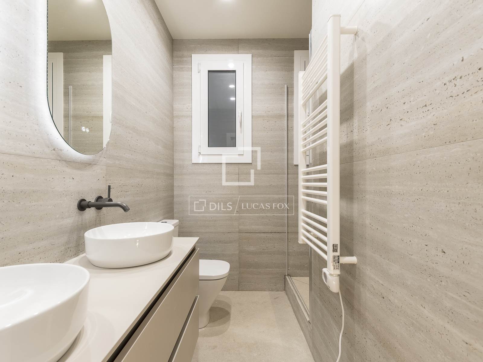 Wohnung in Barcelona, Spanien 2 Schlafzimmer, 75 m2 Nr. 160840
