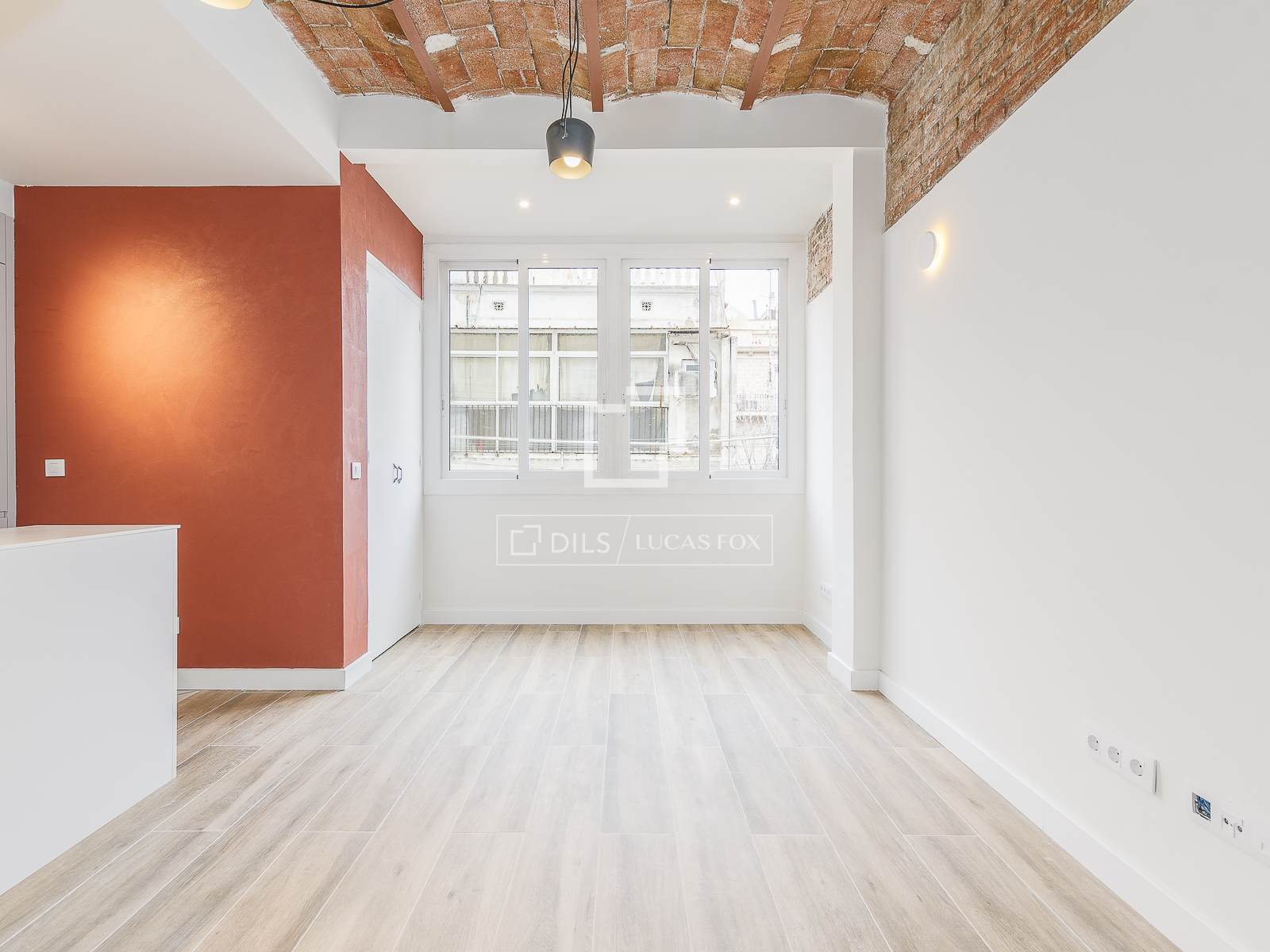 Wohnung in Barcelona, Spanien 2 Schlafzimmer, 75 m2 Nr. 160840
