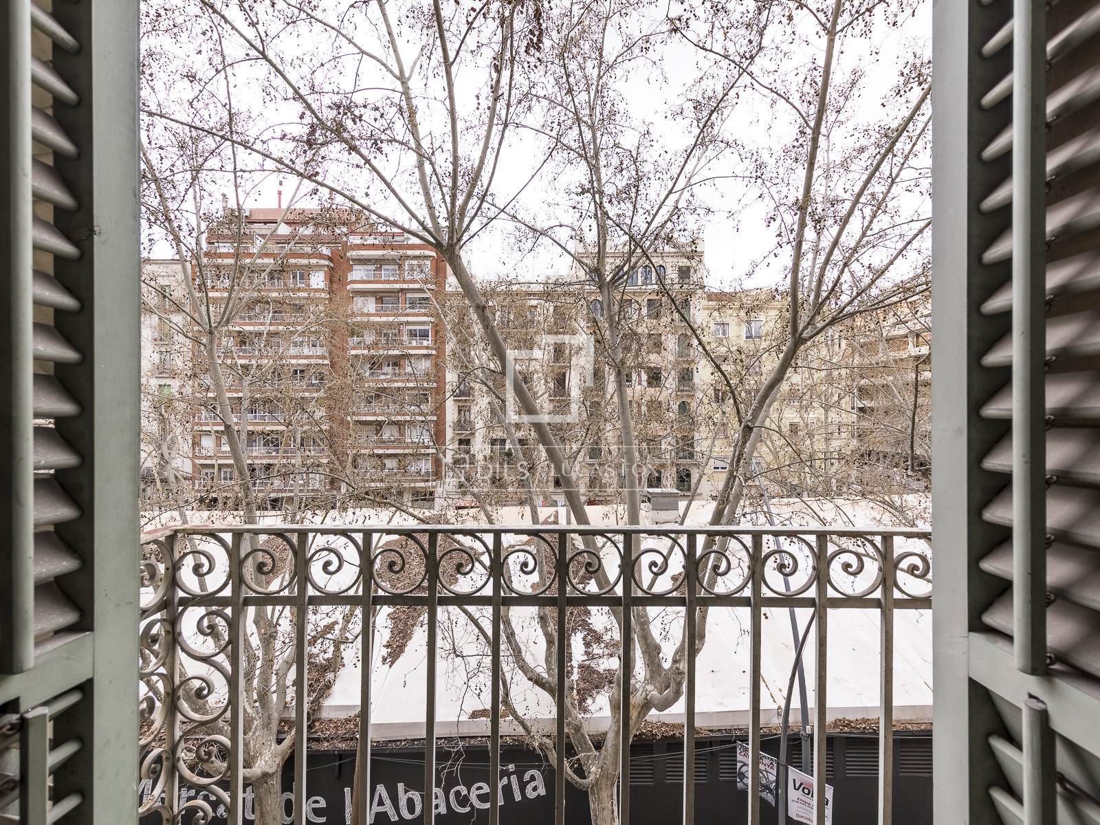 Wohnung in Barcelona, Spanien 2 Schlafzimmer, 75 m2 Nr. 160840