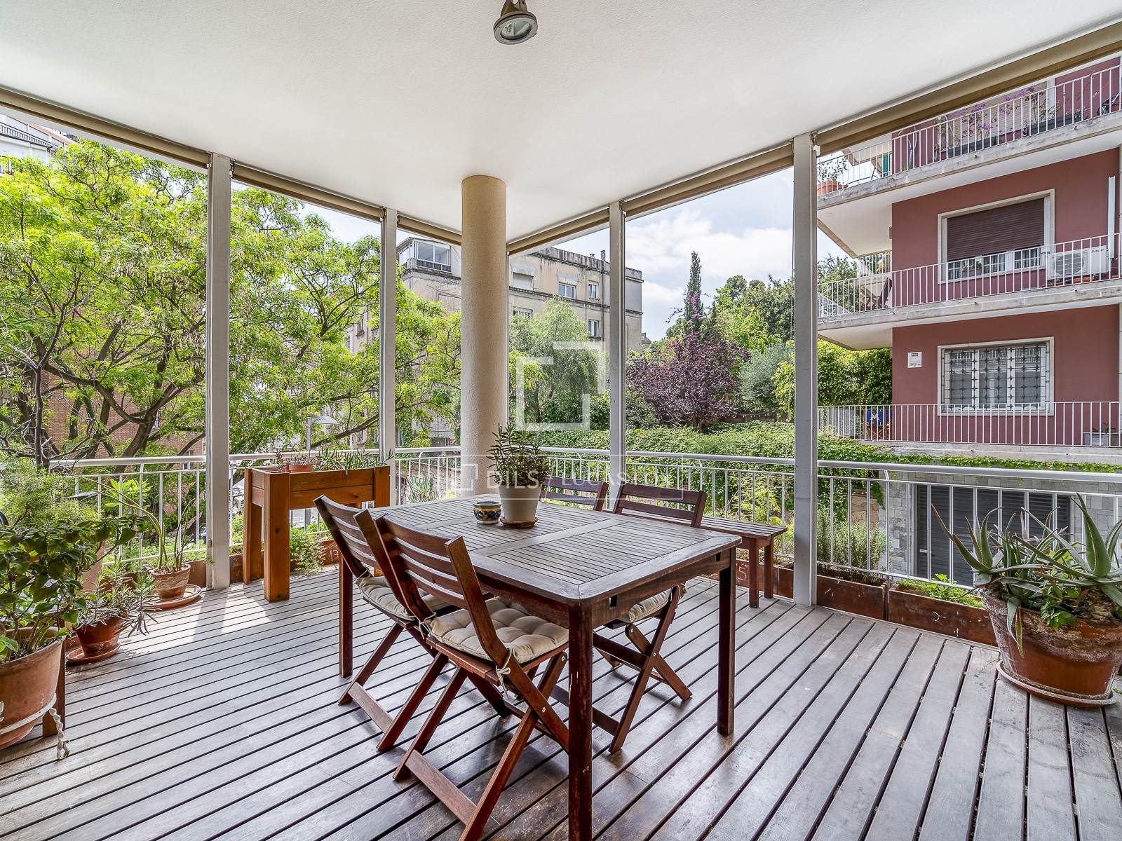 Apartamento en Barcelona, España 6 dormitorios, 392 m2 No. 160839