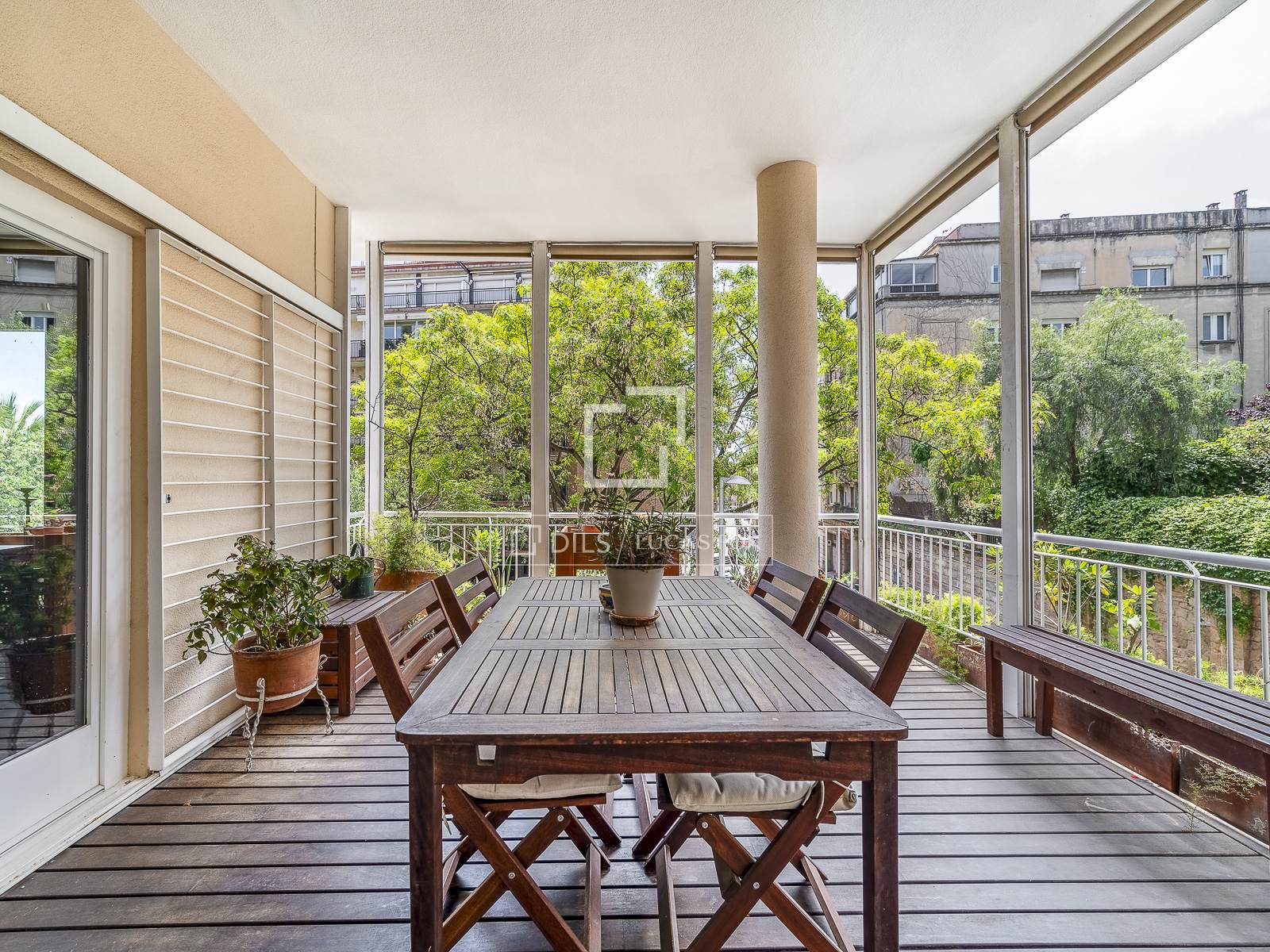 Apartamento en Barcelona, España 6 dormitorios, 392 m2 No. 160839