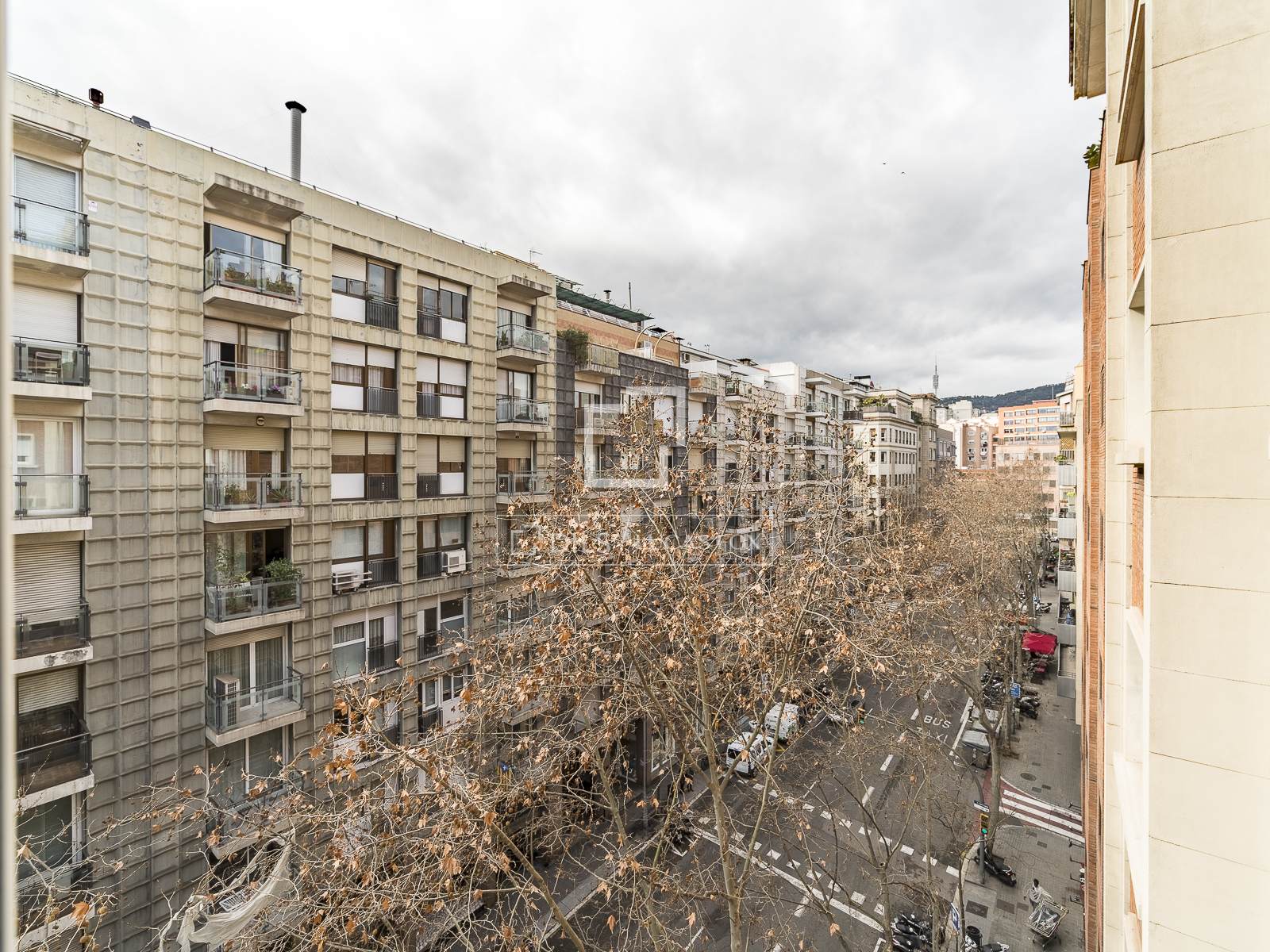 Lägenhet i Barcelona, Spanien 3 sovrum, 66 kvm. Nr. 160844