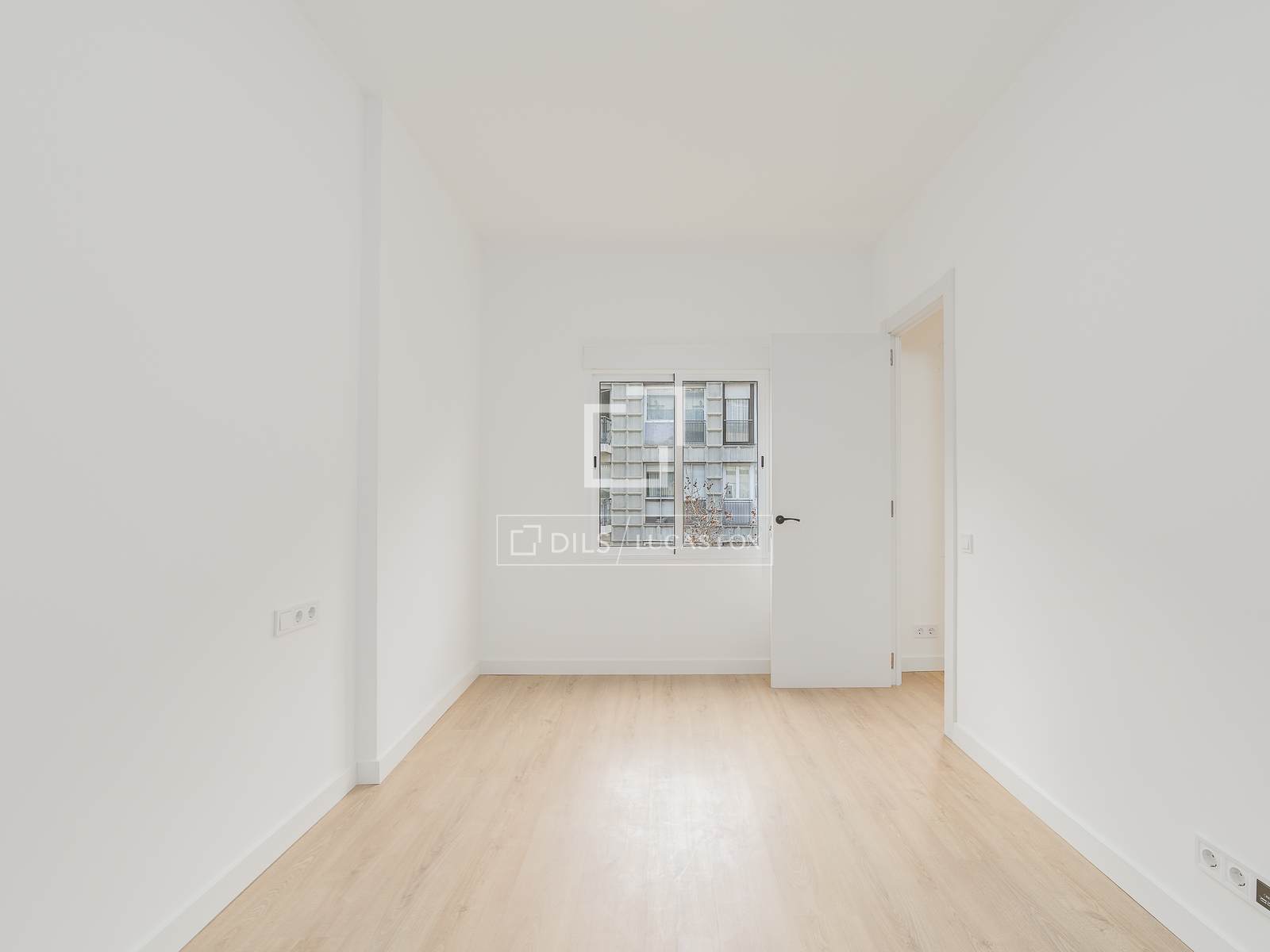 Lägenhet i Barcelona, Spanien 3 sovrum, 66 kvm. Nr. 160844