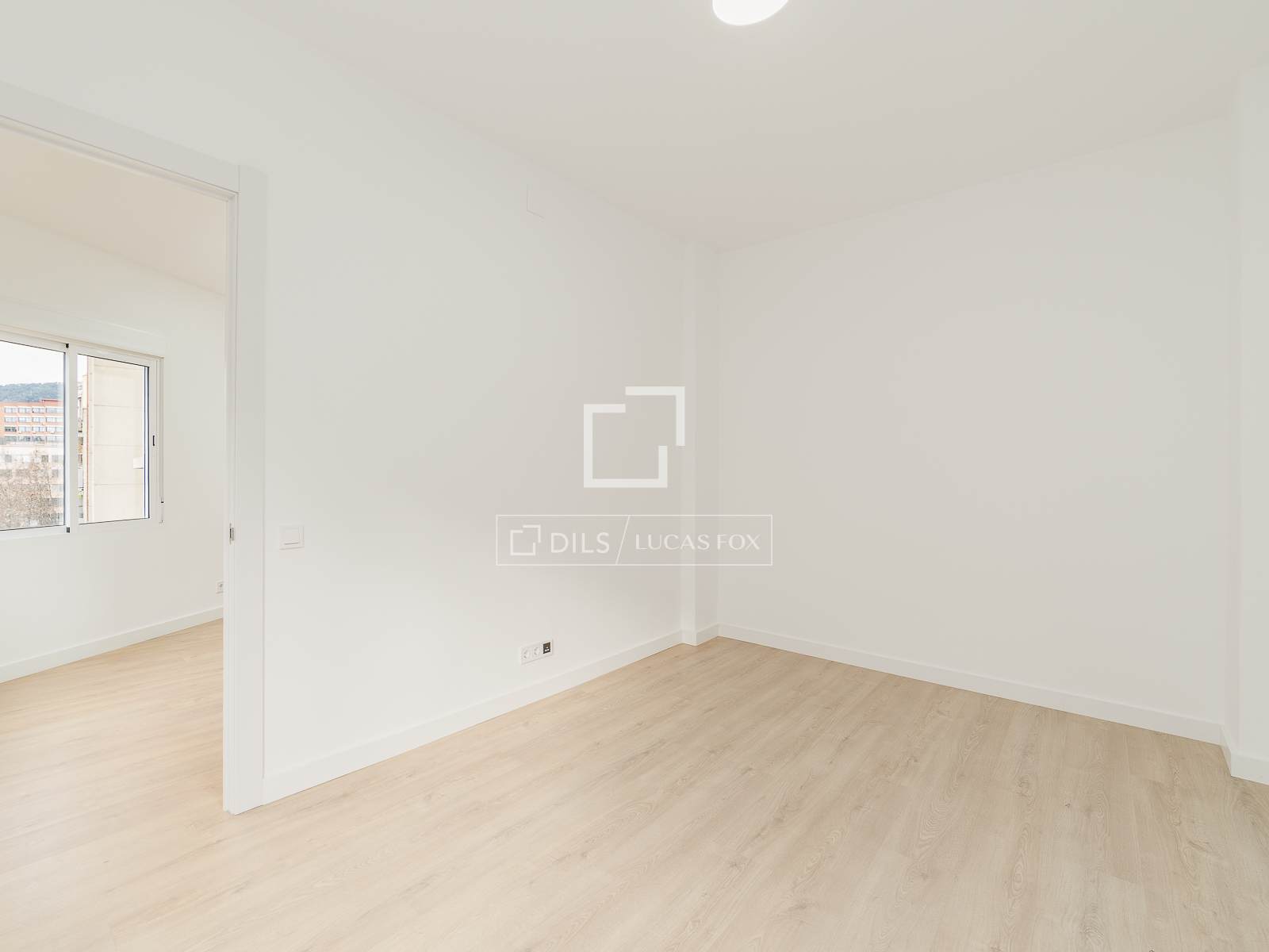 Lägenhet i Barcelona, Spanien 3 sovrum, 66 kvm. Nr. 160844