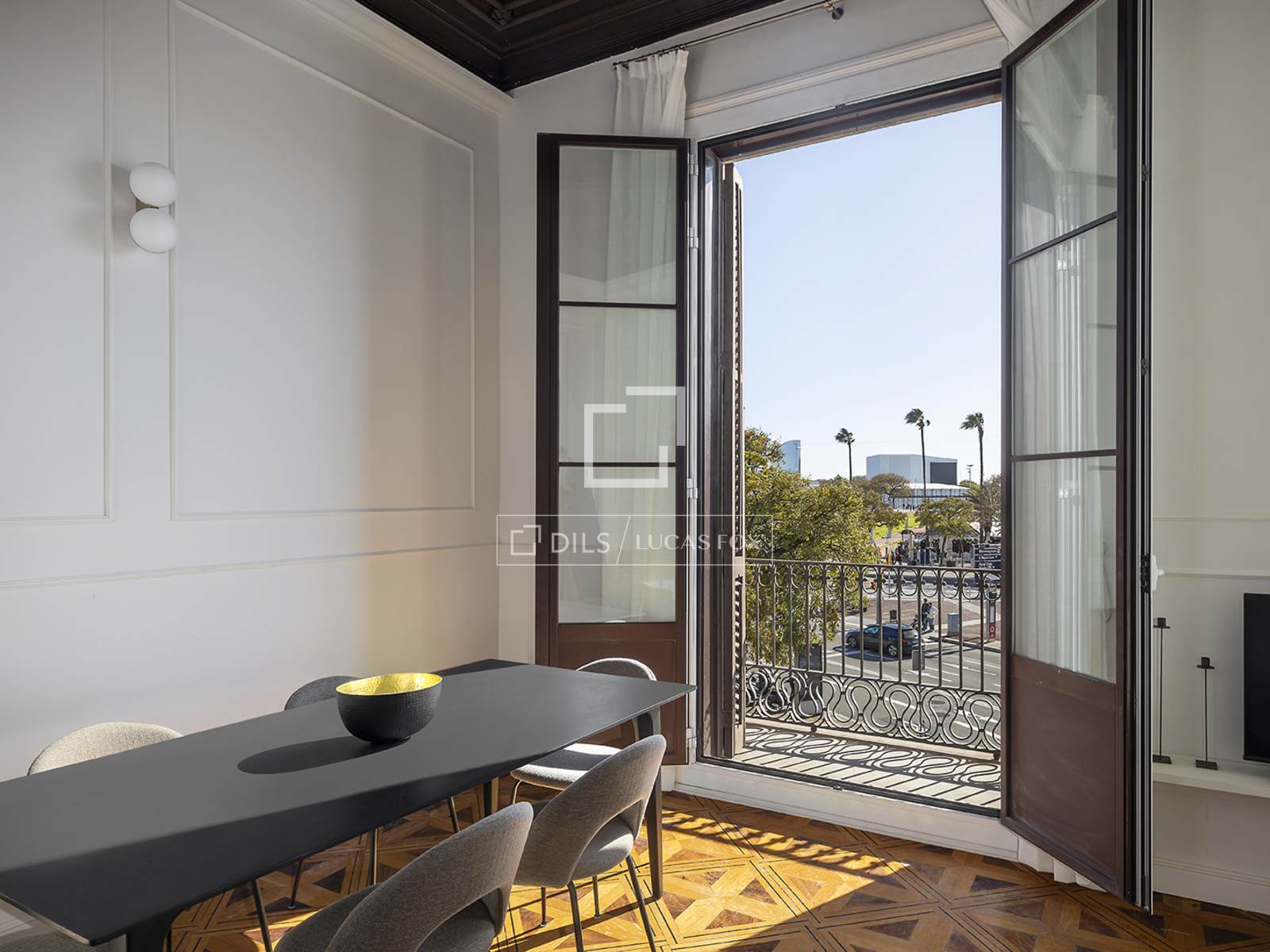 Apartamento en Barcelona, España 2 dormitorios, 91 m2 No. 160843